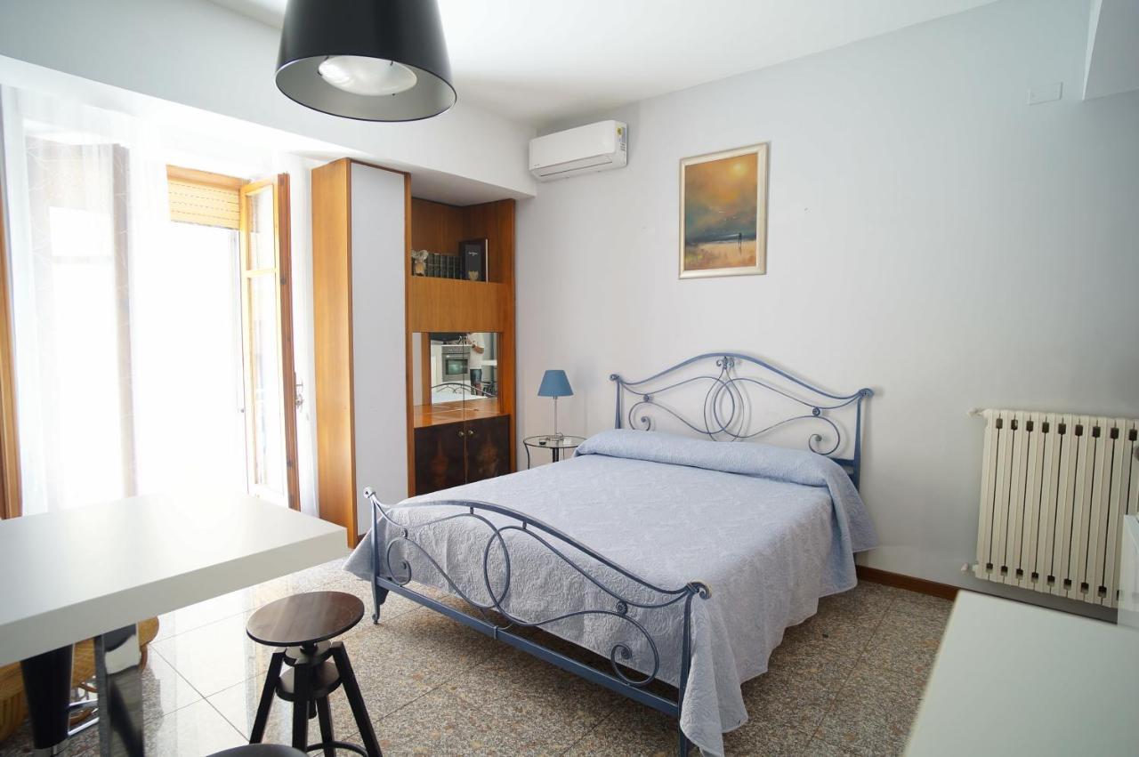 B&B Nonna Misia Salerno Buitenkant foto