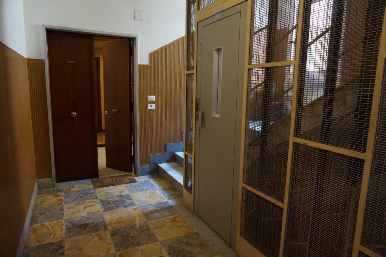 B&B Nonna Misia Salerno Buitenkant foto